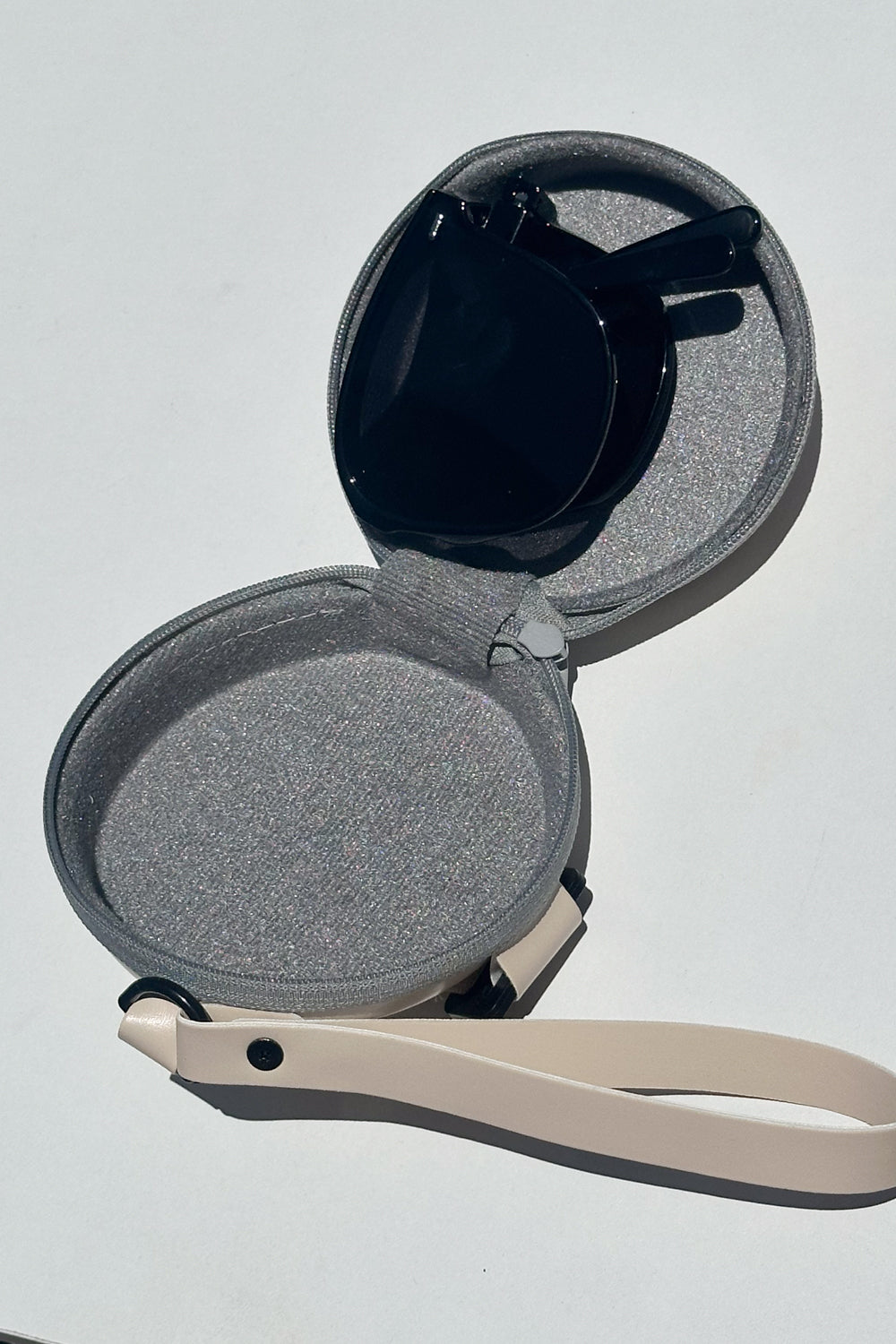 The Classic Foldie Sunglasses - Black