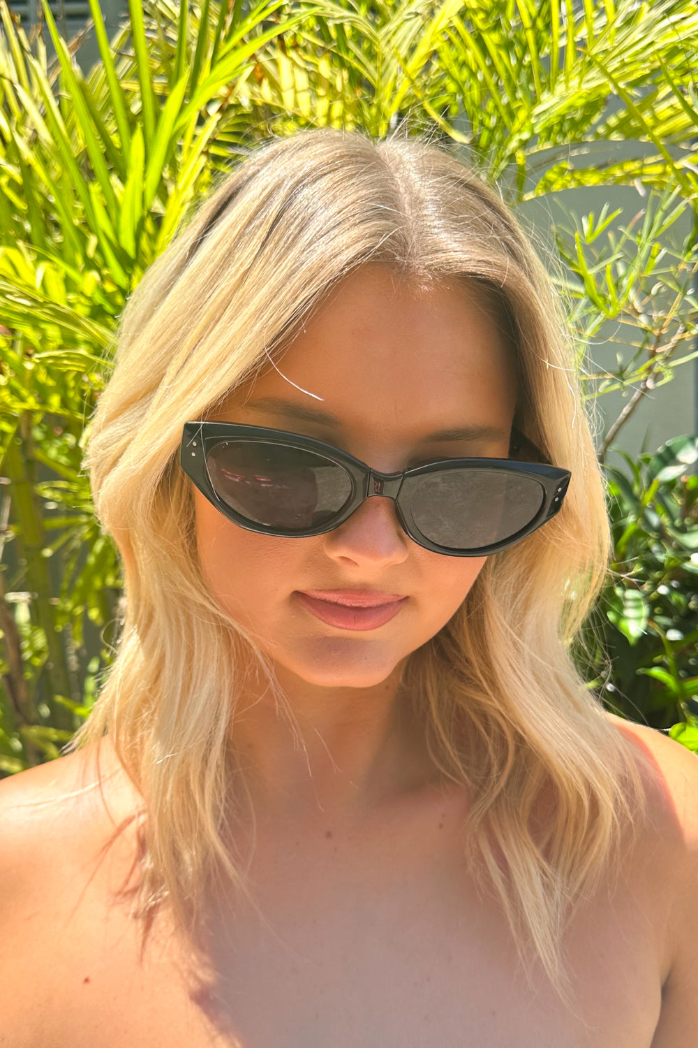 The Cateye Foldie Sunglasses - Black